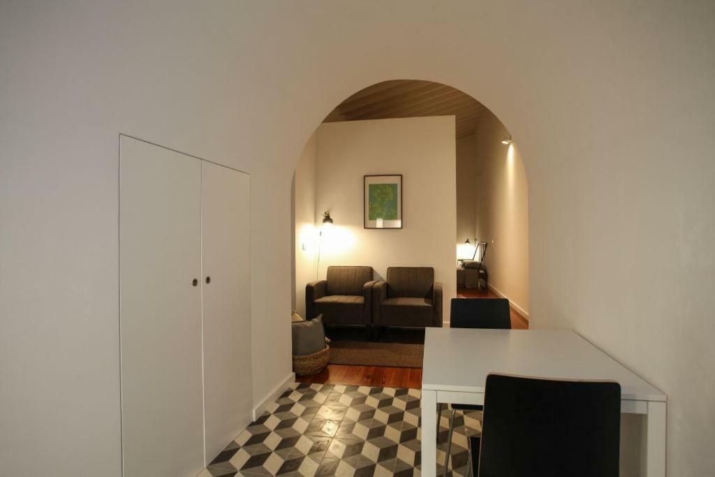 Place Of Moments Urban-Suites Πόντα Ντελγκάντα Εξωτερικό φωτογραφία