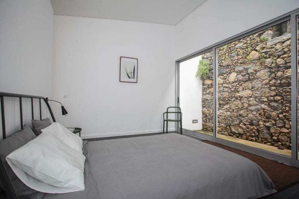 Place Of Moments Urban-Suites Πόντα Ντελγκάντα Εξωτερικό φωτογραφία