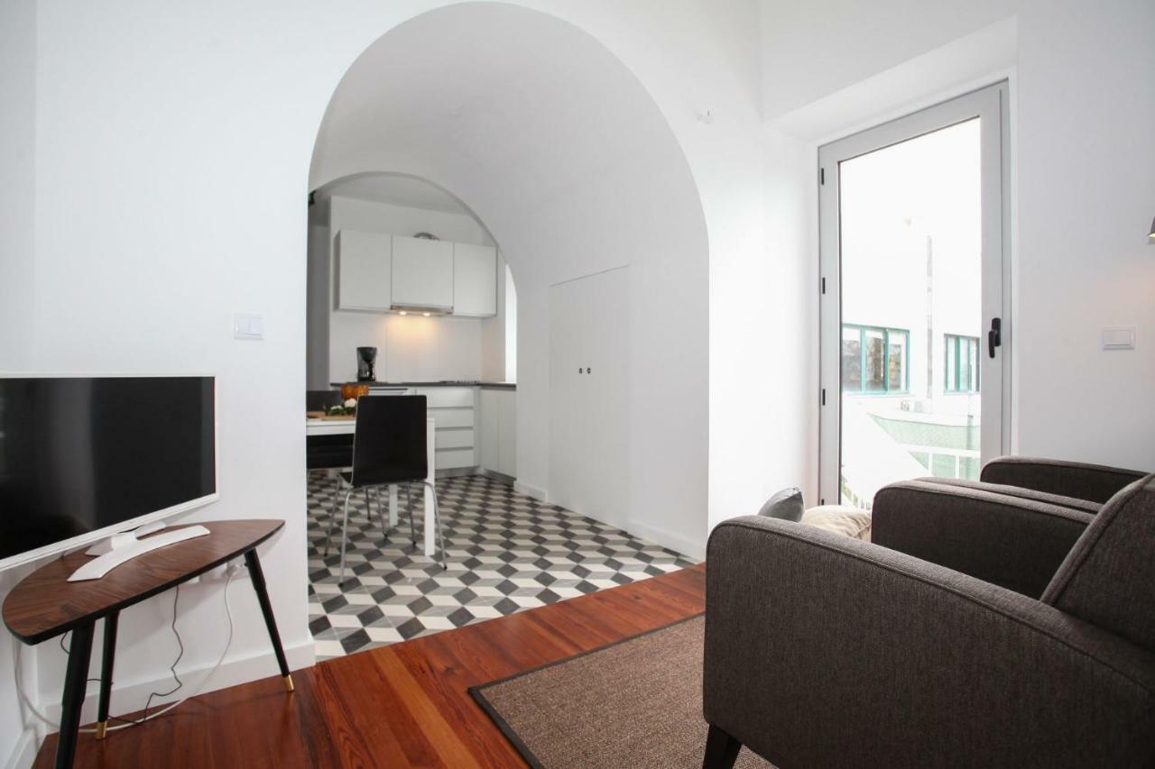 Place Of Moments Urban-Suites Πόντα Ντελγκάντα Εξωτερικό φωτογραφία